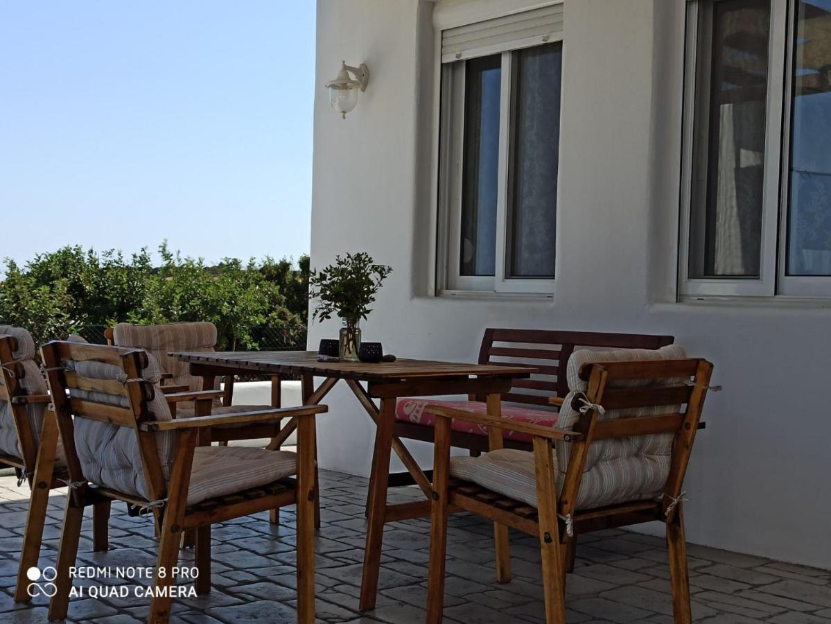 Sea Breeze Lakhania Exterior foto